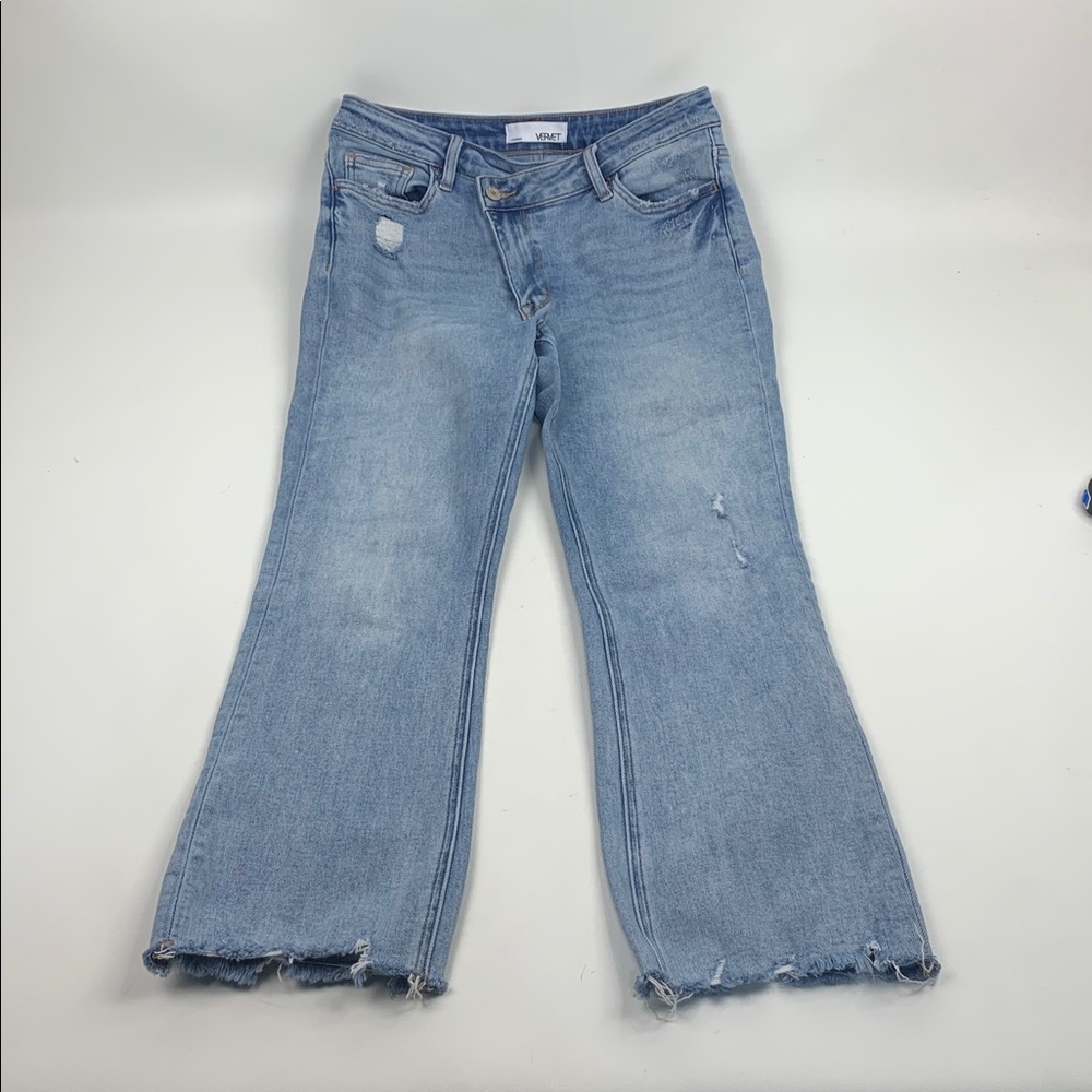 Vervet Women's Light Blue Distressed Jeans Size 28 Raw hem bottom Stretch